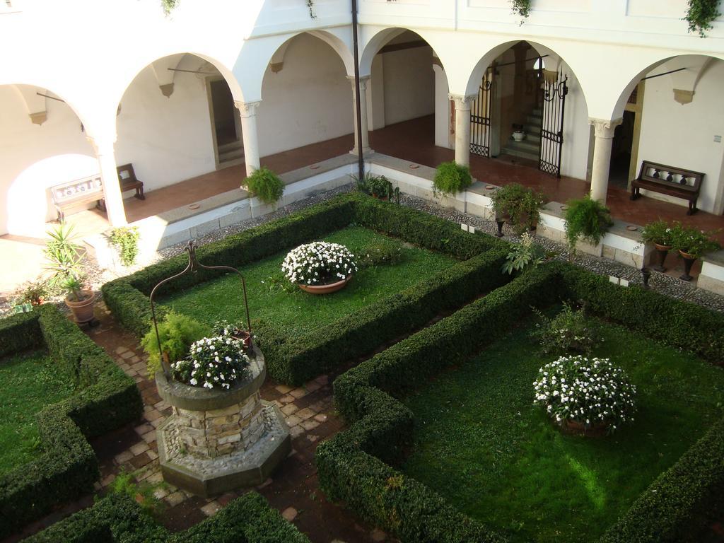 Castello Degli Angeli Hotel Carobbio degli Angeli Cameră foto
